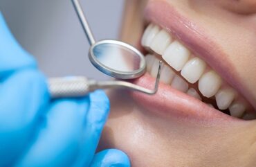 6 Key Signs That It Is Time to Visit a Dentist